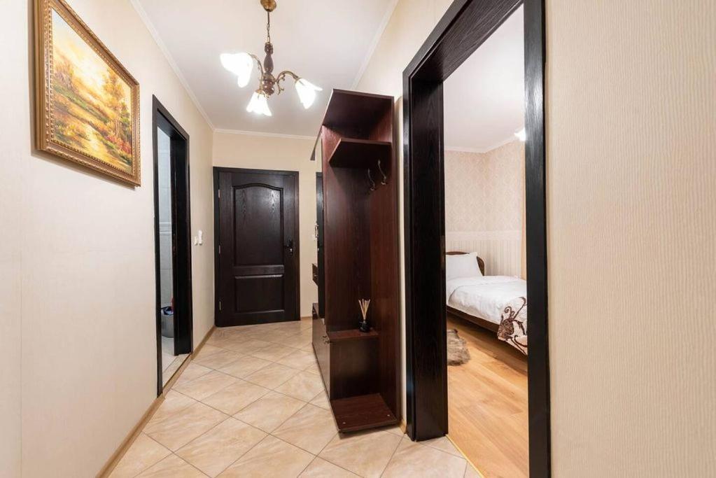 Vazov Residence , two bedroom top centre apartment Varna Buitenkant foto